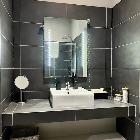 T2 Elegant & Confortable, Balcon - Centre * Amiens